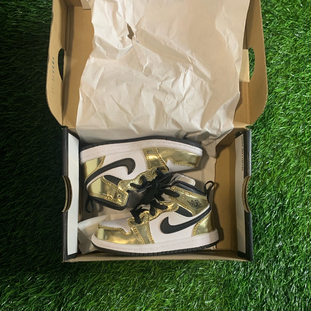 Jordan 1s